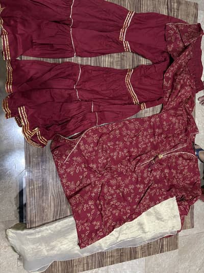J. (Junaid Jamshed) Maroon & Gold Printed 2 Piece Suit – Size M