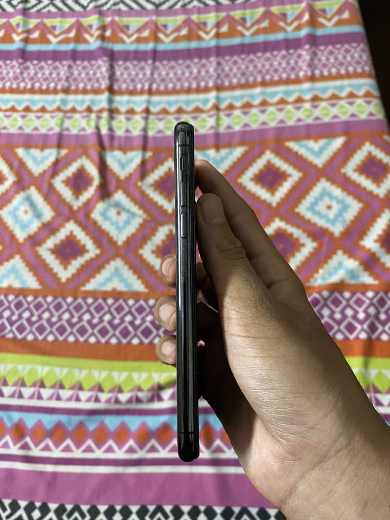 Apple iPhone X 2