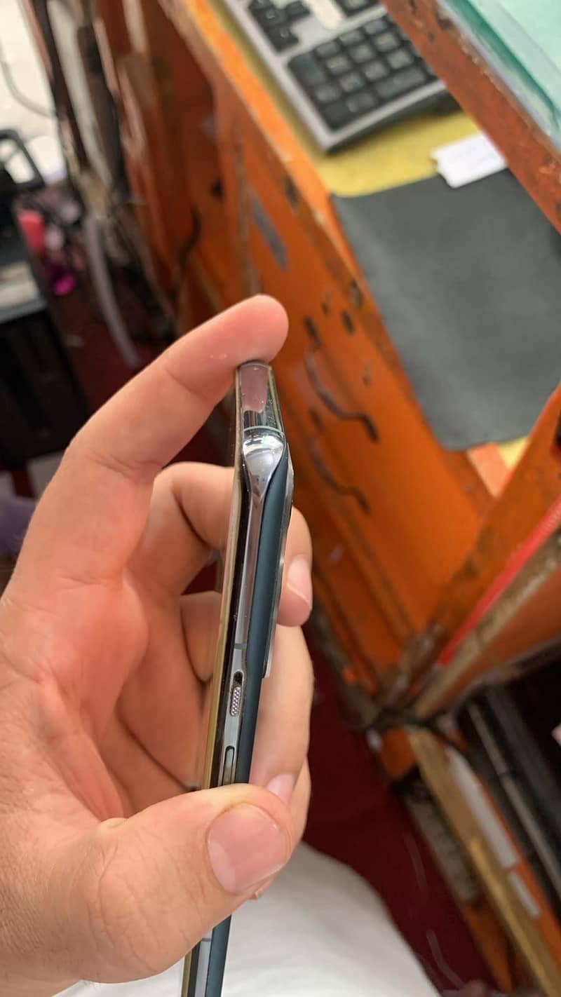 One Plus 9 Pro 1