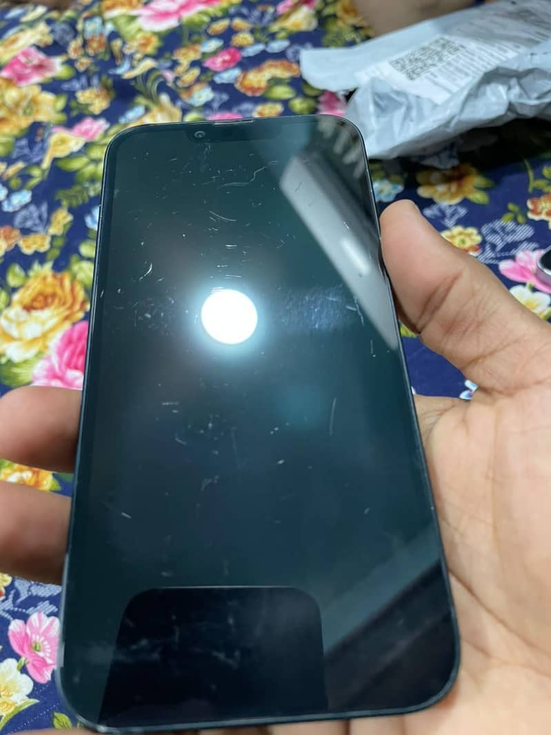apple iPhone 14 2