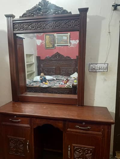 dressing table