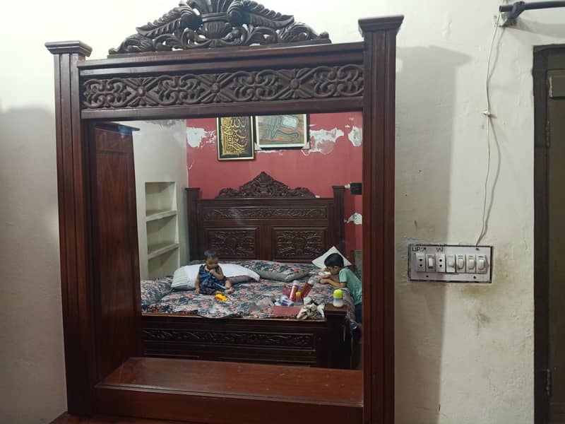 dressing table 2