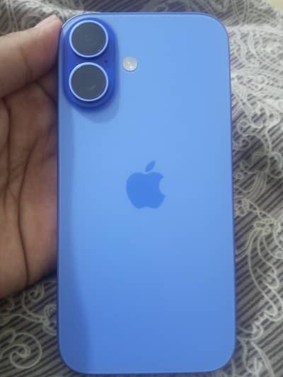Apple iPhone 16