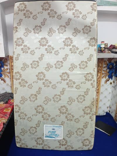 Mattress single Bed
