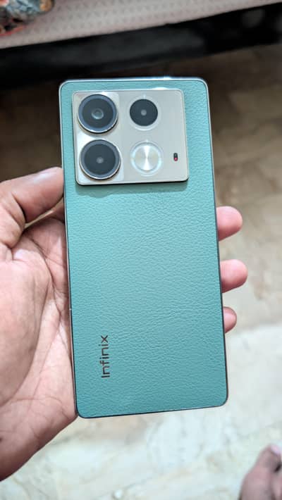 Infinix Note 40