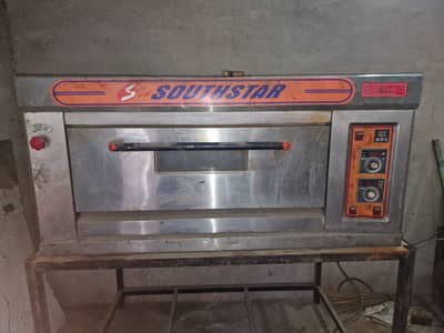 Pizza Oven, Frayer, Hot plate, washing Sink, Breading Table