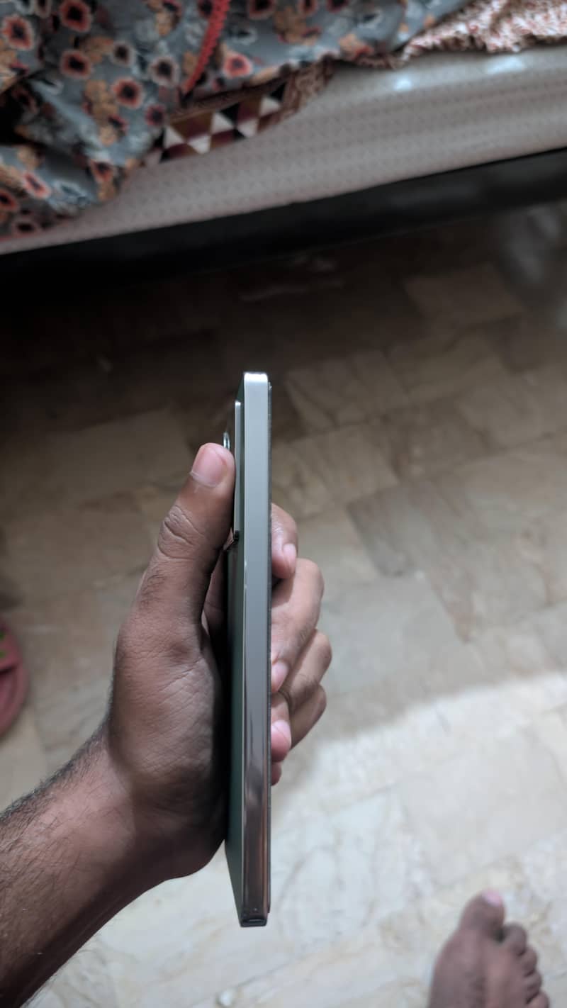 Infinix Note 40 4