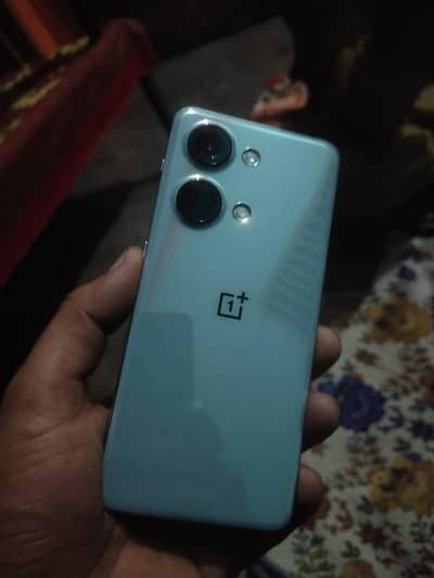 One Plus Nord 3 16/256 upar minor display issue other all working