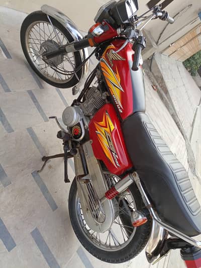 Honda 125 home use new condition