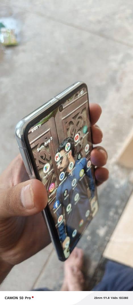 Google Pixel 8 Pro 6