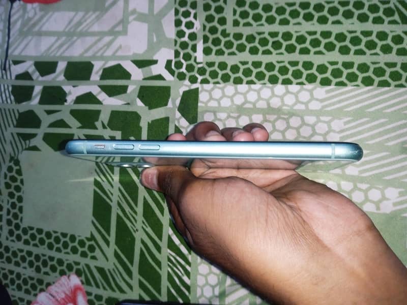 Apple iPhone 11 1