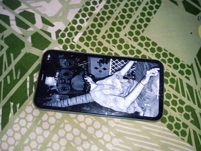 Apple iPhone 11 2