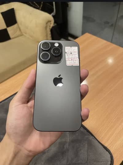 Apple iPhone 16 Pro