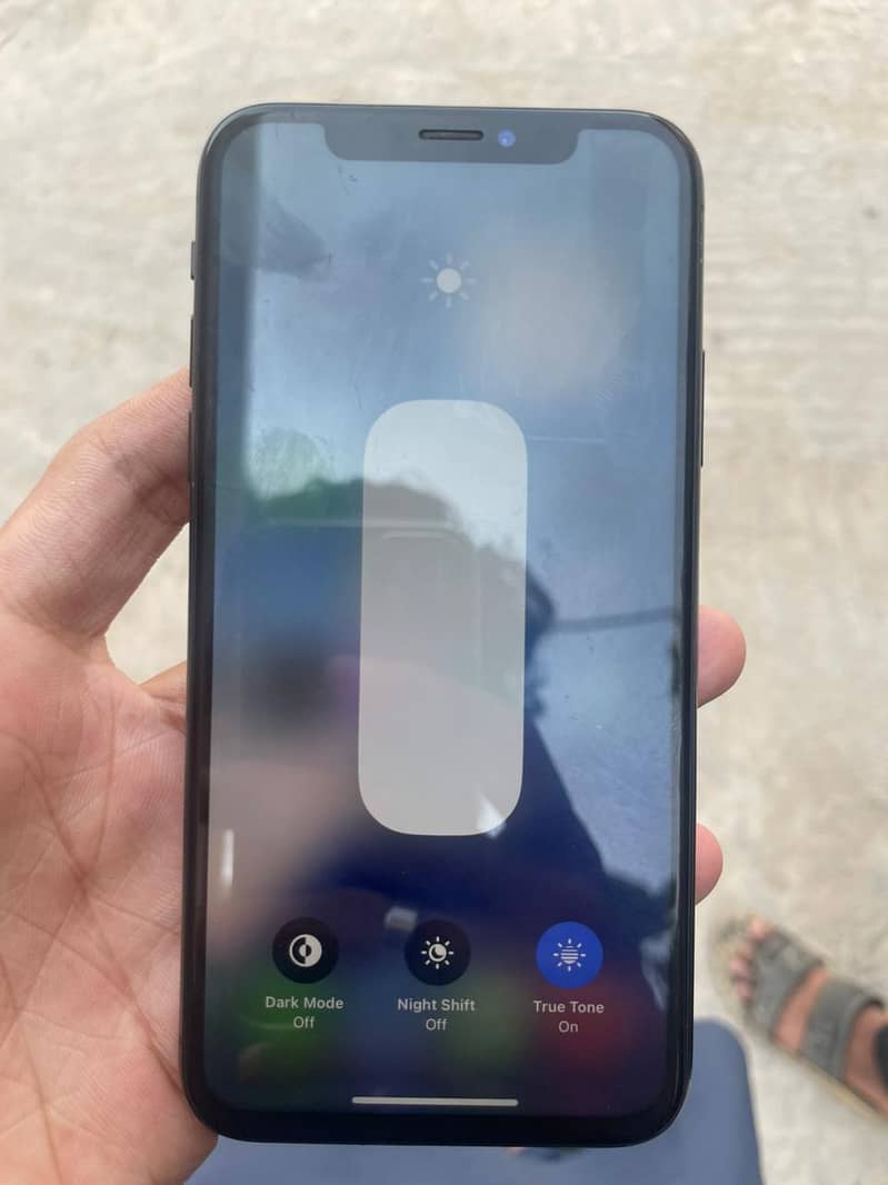 Apple iPhone X 6