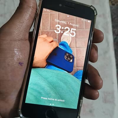 Apple iPhone SE 2020
