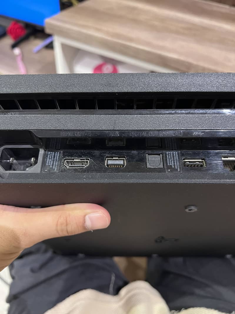 PS4 pro with controller 3