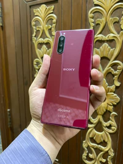 Sony Xperia 5 6GB 64GB Non-PTA Red | Excellent Condition