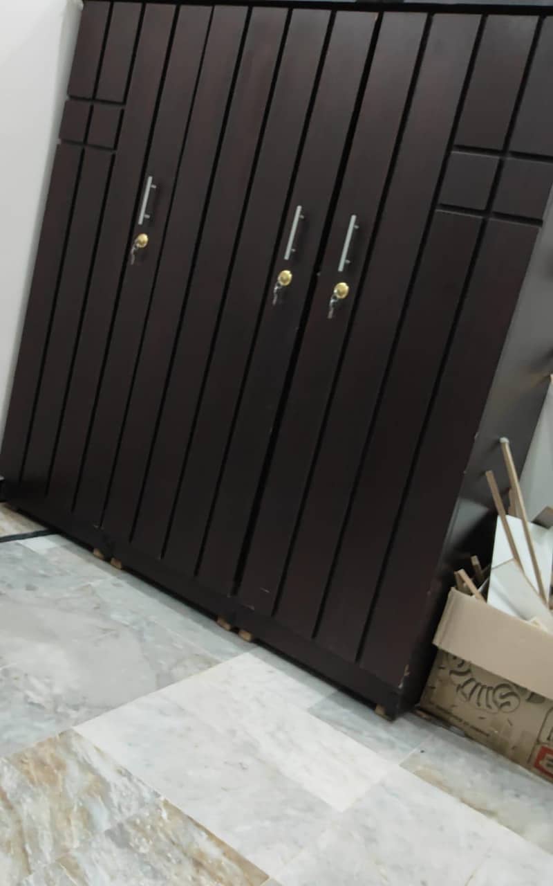 Bed wardrobes drasingtable 3