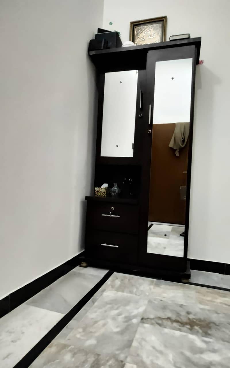 Bed wardrobes drasingtable 5