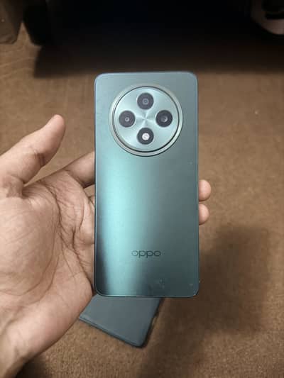 OPPO Reno12 F screen line