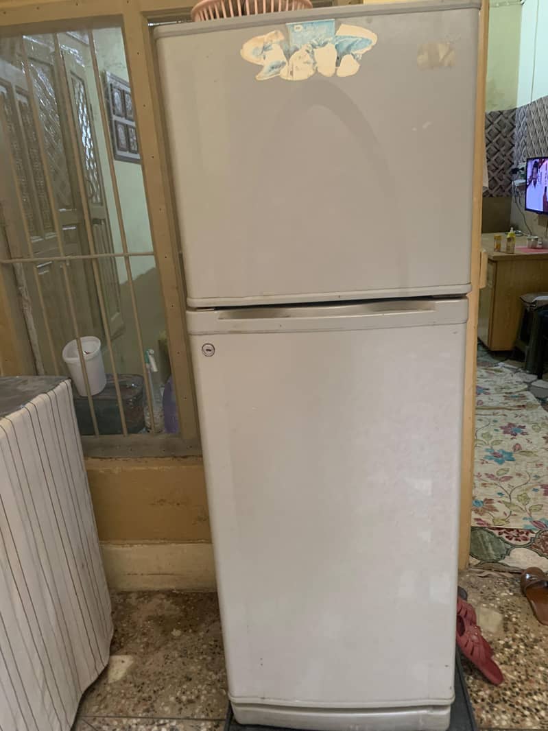 refrigerator 0