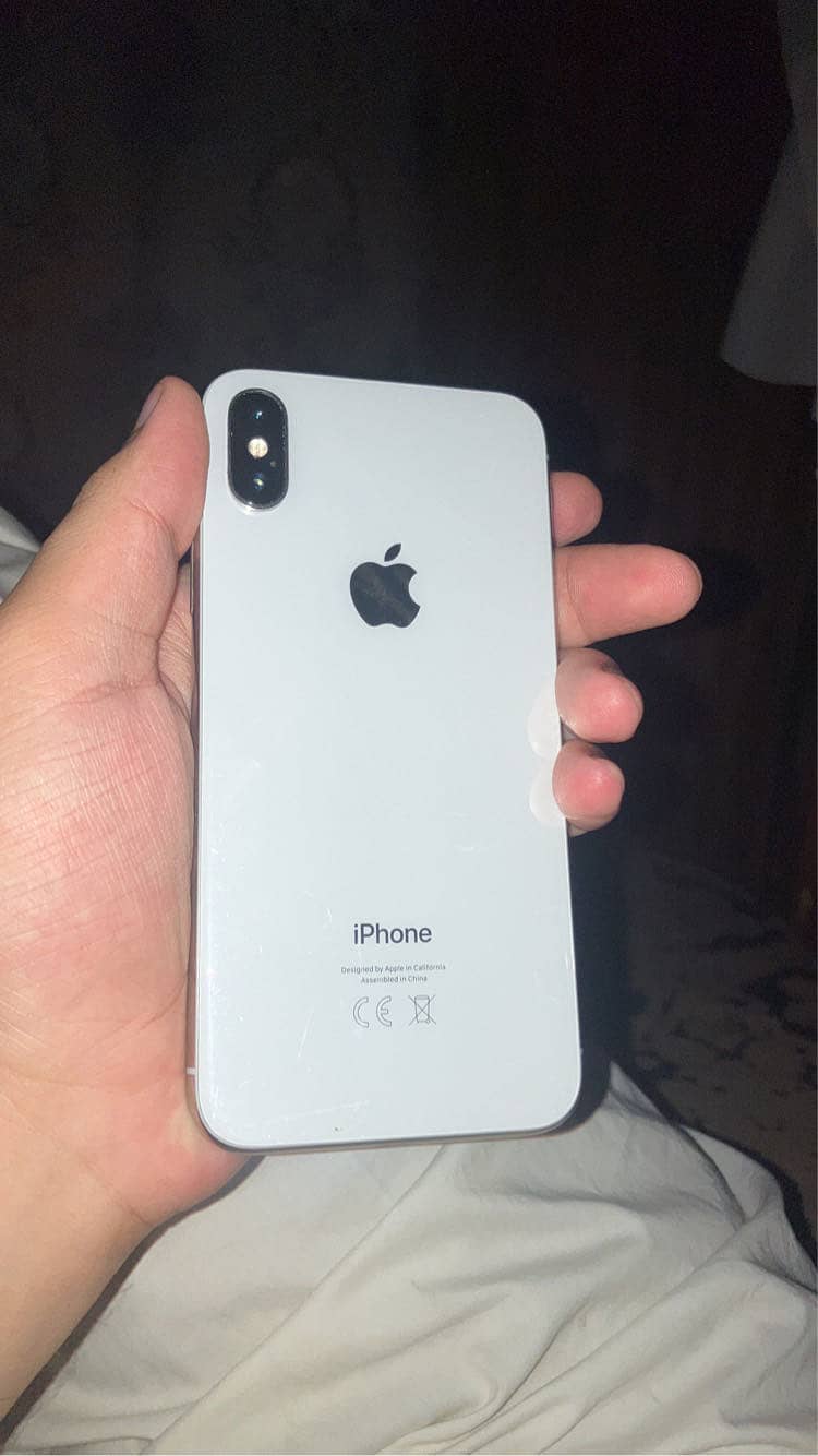 Apple iPhone X 3