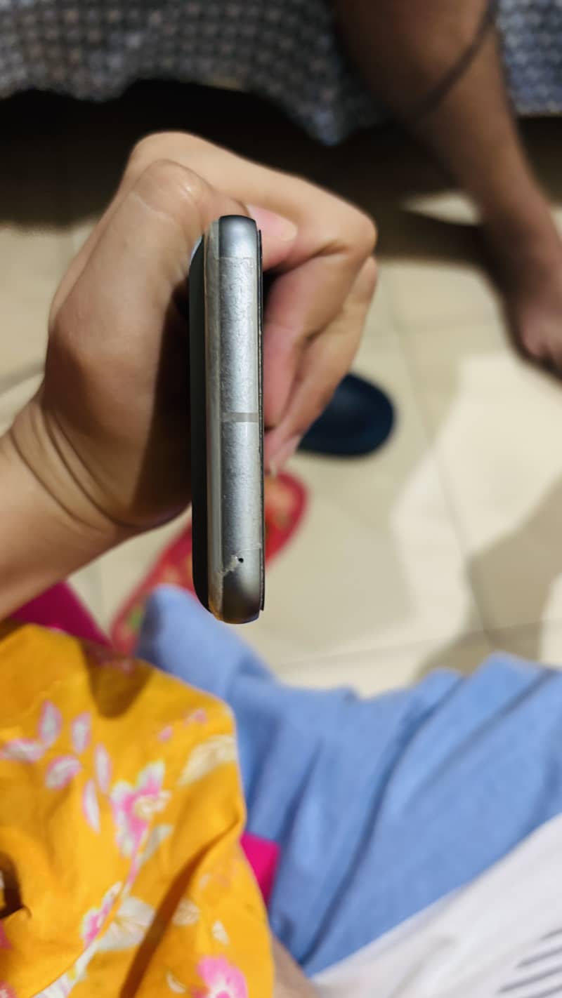 Google Pixel 8 3