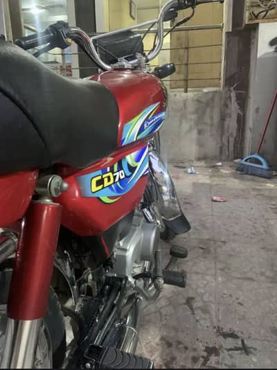 23 by24 model bilkul ok bike h ak rupa ka be kam ni h es ma