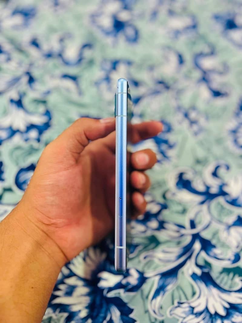 Google Pixel 7a 2