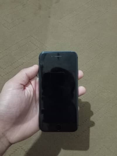 Apple iPhone 8
