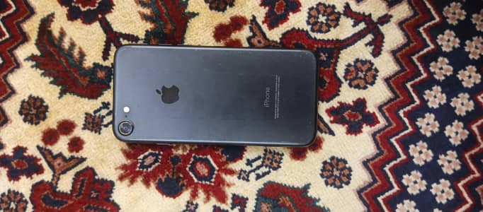 Apple iPhone 7