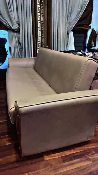 Sofa Cumbed