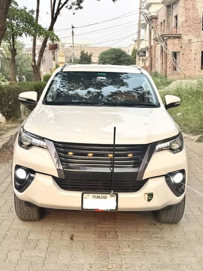Toyota Fortuner V 2018