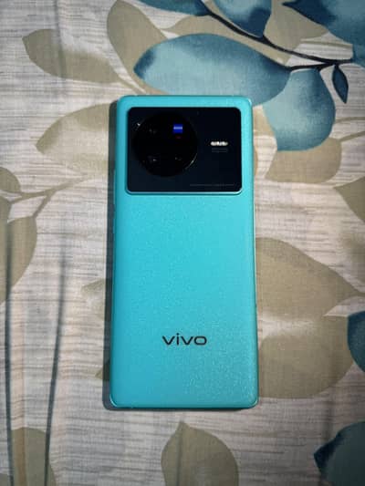 Vivo X80