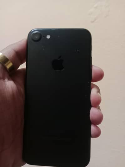 Apple iPhone 7