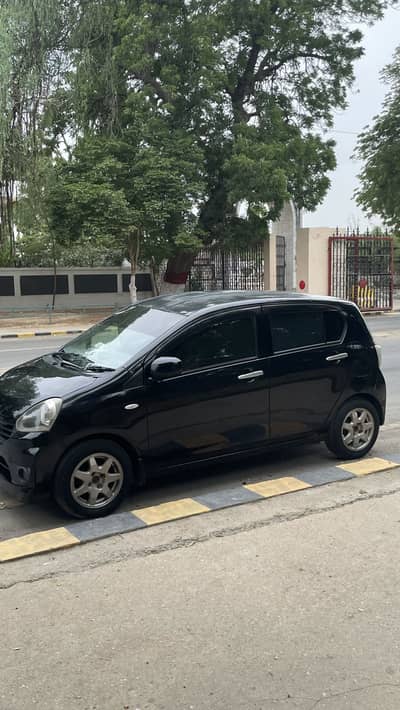 Daihatsu Mira 2015