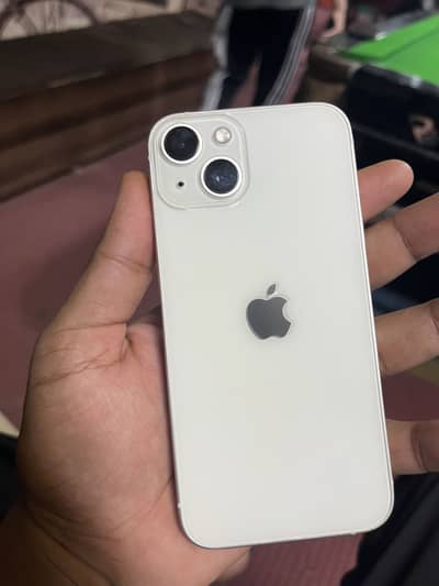 Apple iPhone 13
