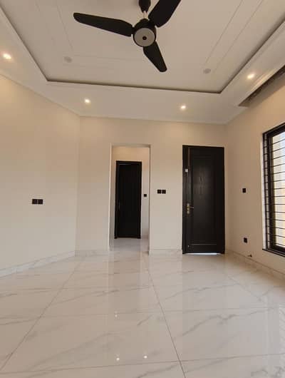 Bahria Town Phase 8 - Block C Upper Portion Sized 10 Marla