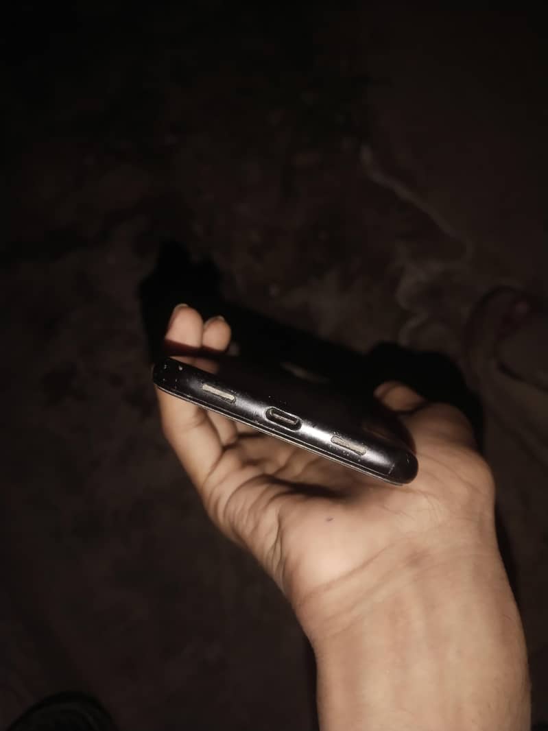 Google Pixel 4a 4