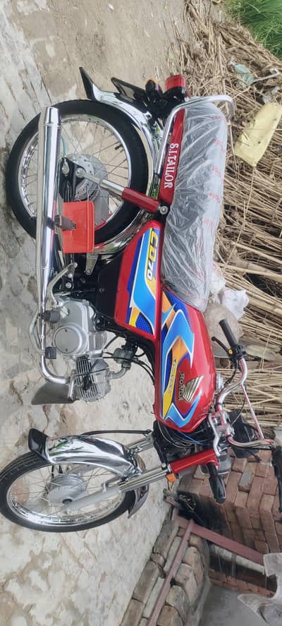 Honda CD 70 2025/2026=03024755772