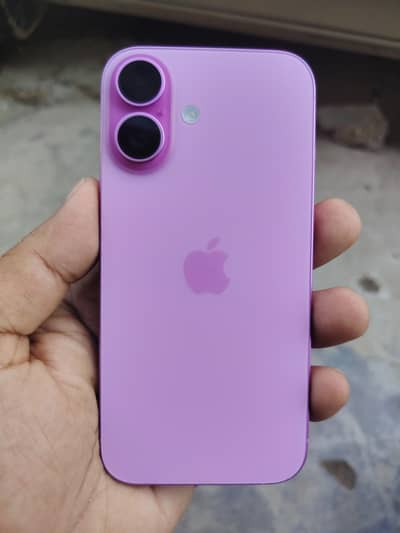 Apple iPhone 16