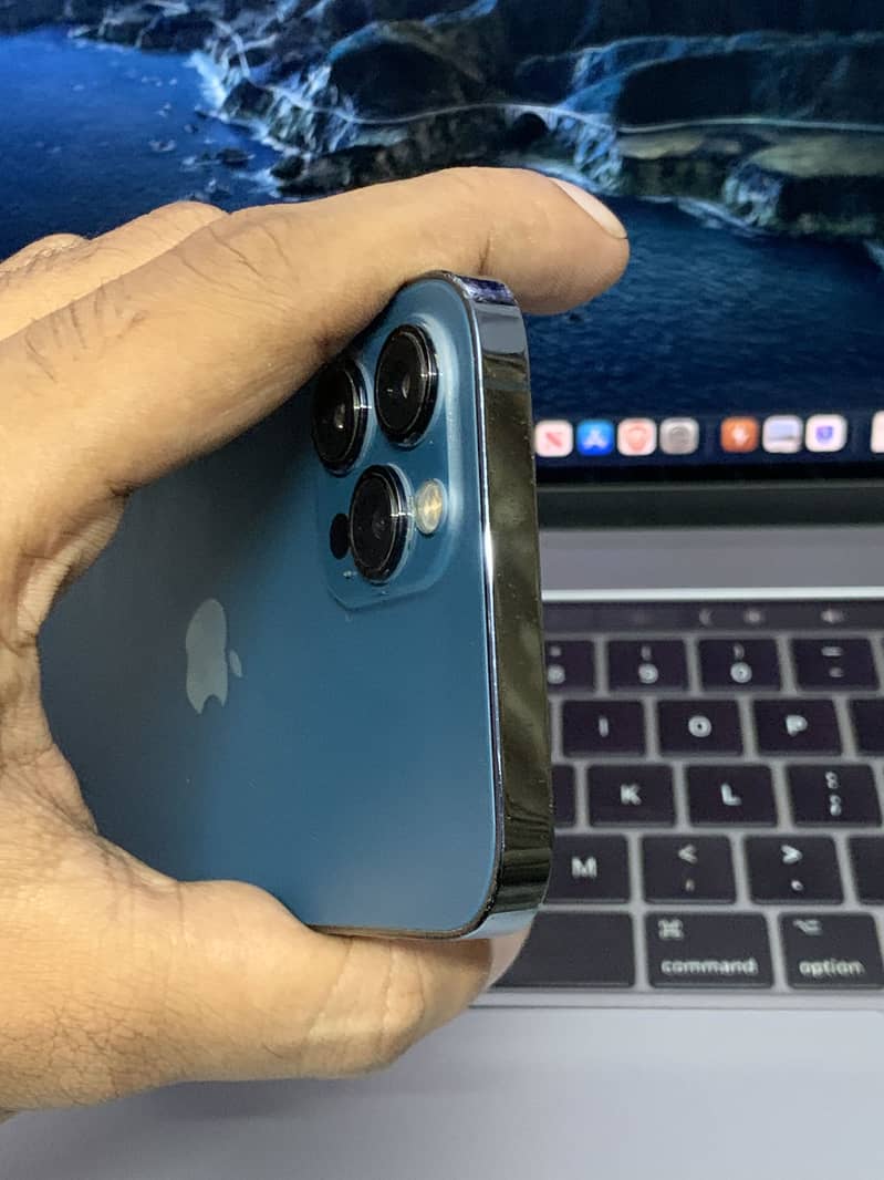 iPhone 12 Pro Max 5