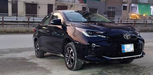 Toyota Yaris CVti GLI 2025 Black color 100℅ Original