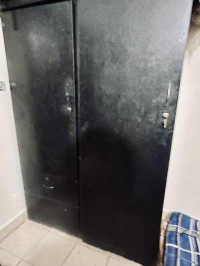Wardrobes and dressing