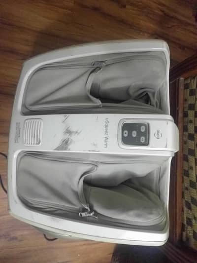 Premium OSIM uSqueez Warm Foot & Calf Massager (100% Genuine)