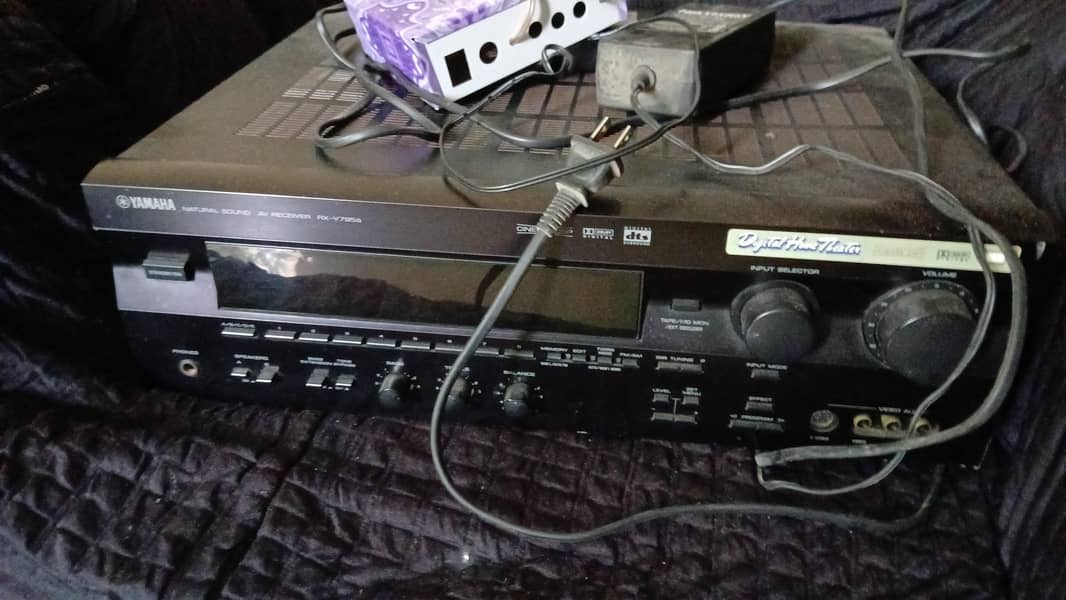 yahamaha amplifier 1