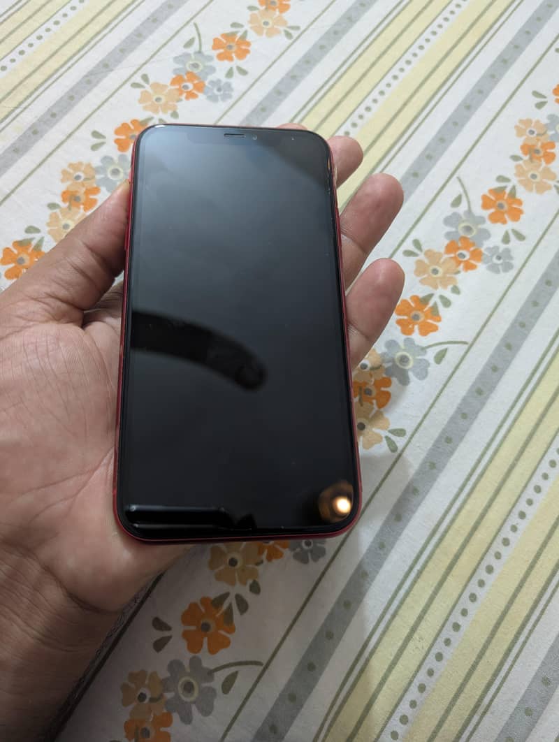 Apple iPhone 11 3