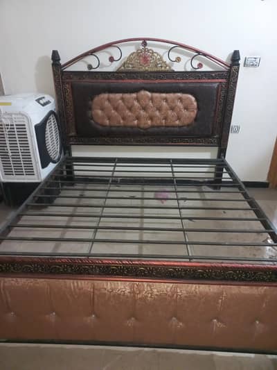 urgent beds sale due to house shift