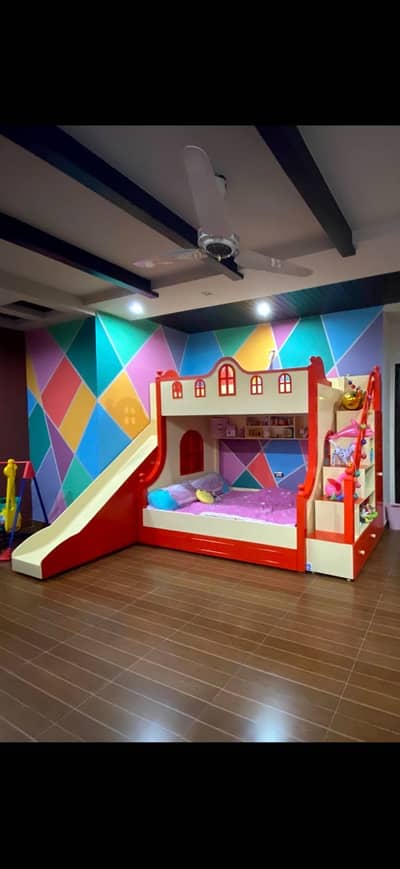 3 story bunk bed with cupboard and draws for four kids (2 mattresses)