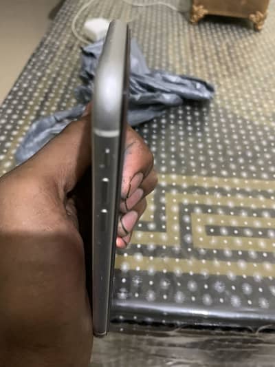 Apple iPhone XR